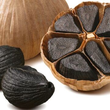black garlic taste