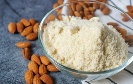The 5 BEST Substitutes for Almond Meal