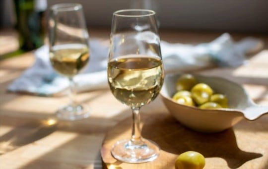 The 5 BEST Substitutes for Dry Sherry
